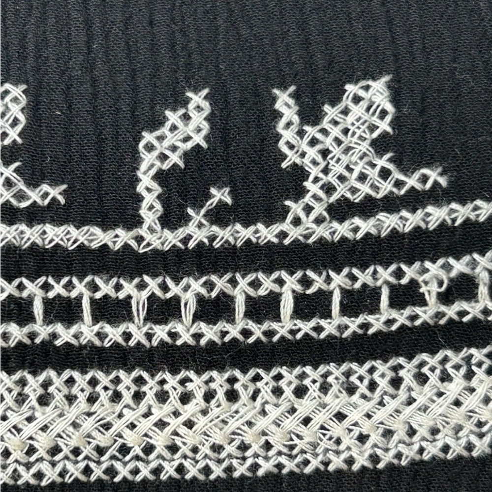 JODIFL Embroidered Tunic Top Size Small Black Cream Gauze Boho 3/4 Sleeve EC - Picture 3 of 9